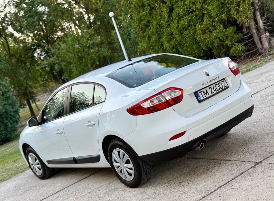 Autoturism Renault Fluence