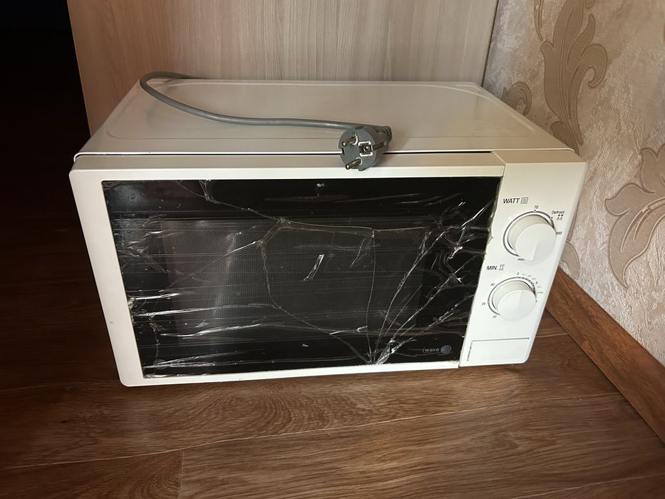 Микроволновка на запчасти