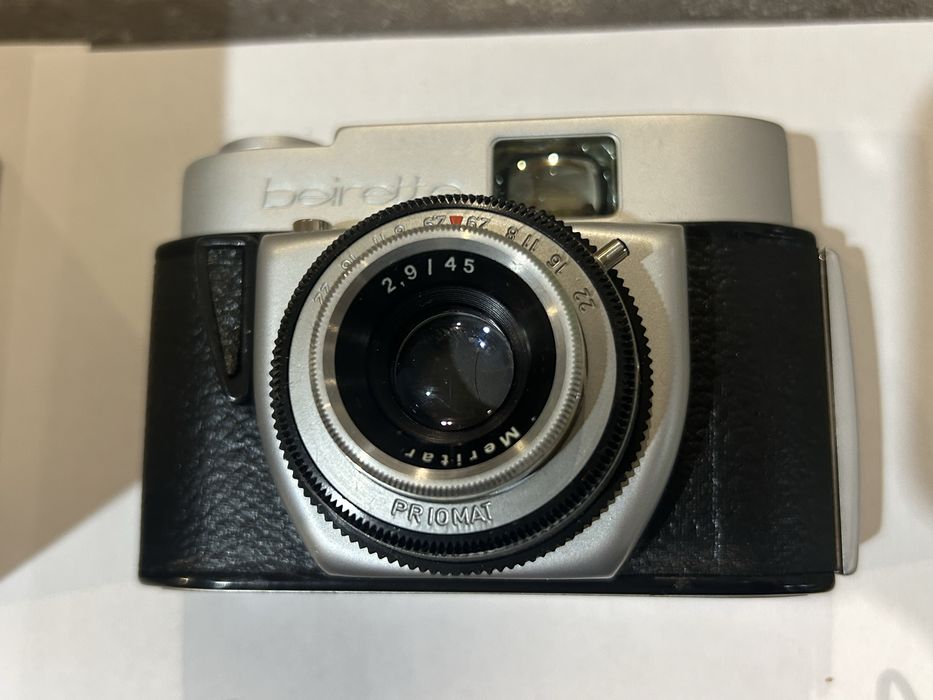 Продавам фотоапарат Beirette Priomat, Meritar 2.9/45 - отл. състояние