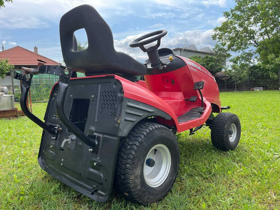 Тракторна косачка Honda HF2620 професионална