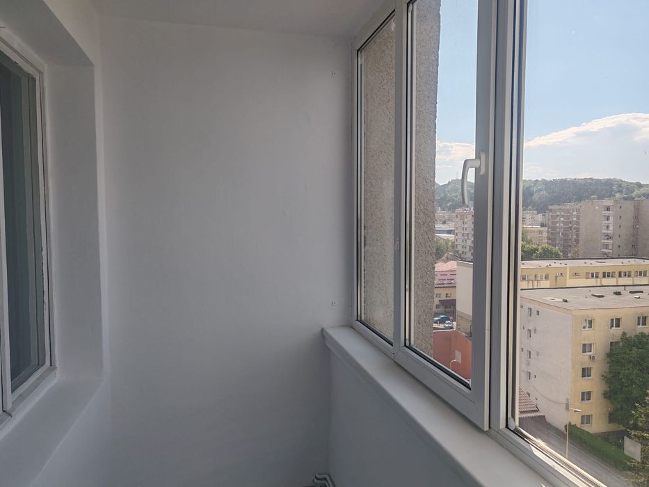 Ofer spre închiriere apartament 2 camere Brașov (zona Astra)