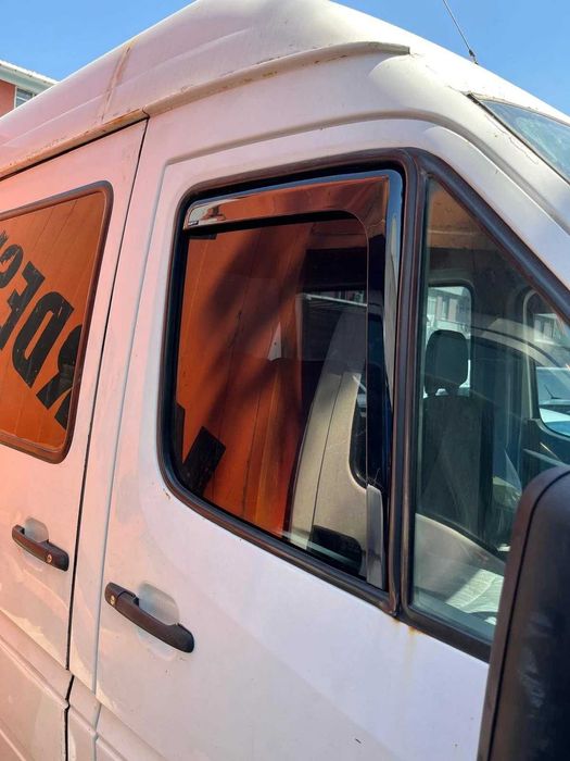 Ветробрани VW T5 T6 T7 Caddy LT предни вътрешен монтаж 2 бр.