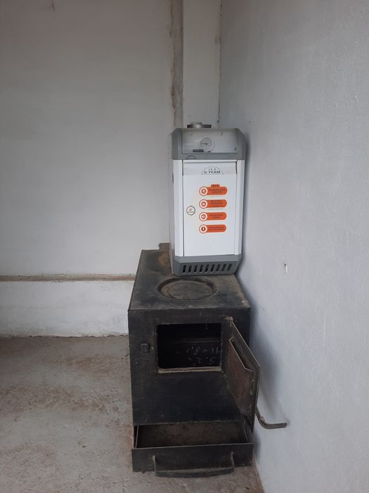 Котёл 2в1. Газ, көмірмен жанады.