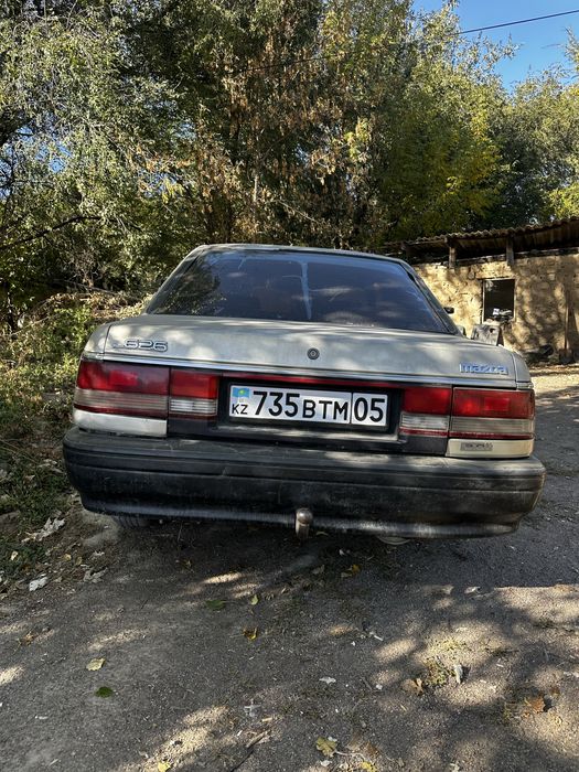 Мазда 626 на ходу