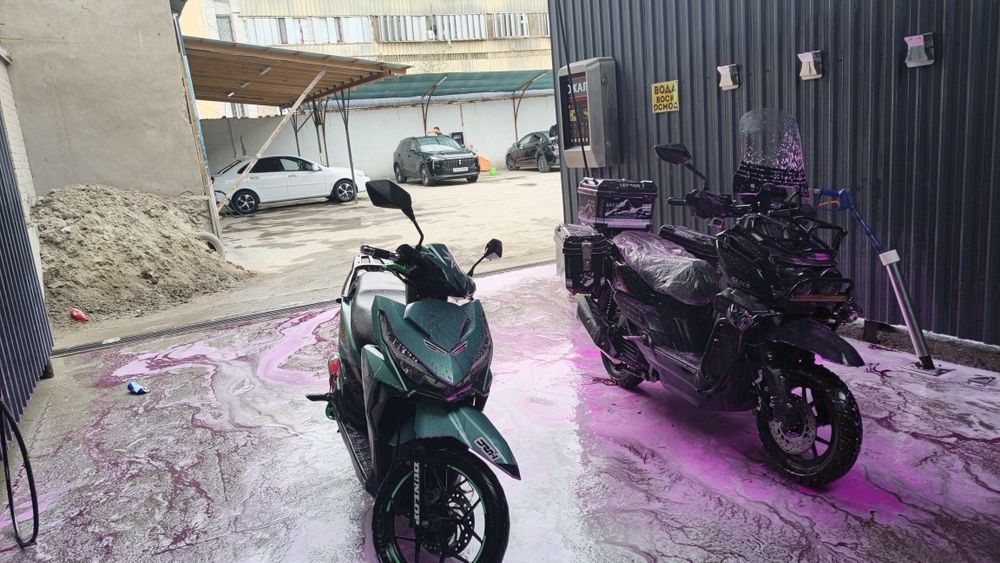 Продаётся скутер Honda Click 175