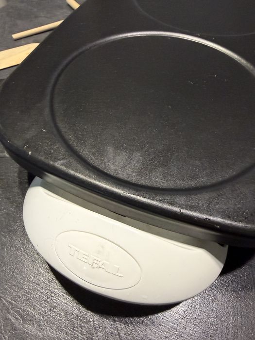 Продам блинницу “Tefal”