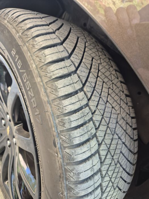 Диски с колёсами R 17 состояние новые