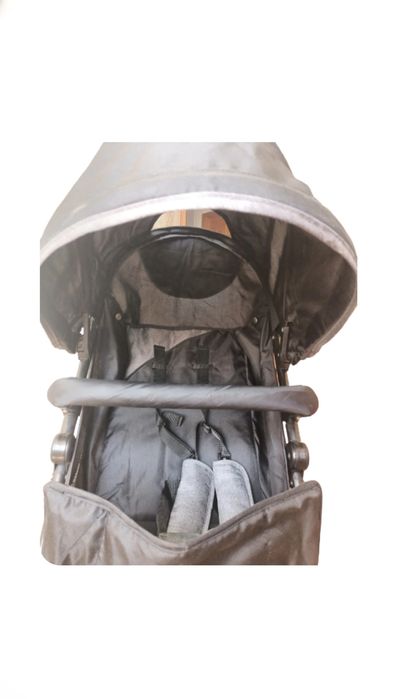 Детская коляска новая