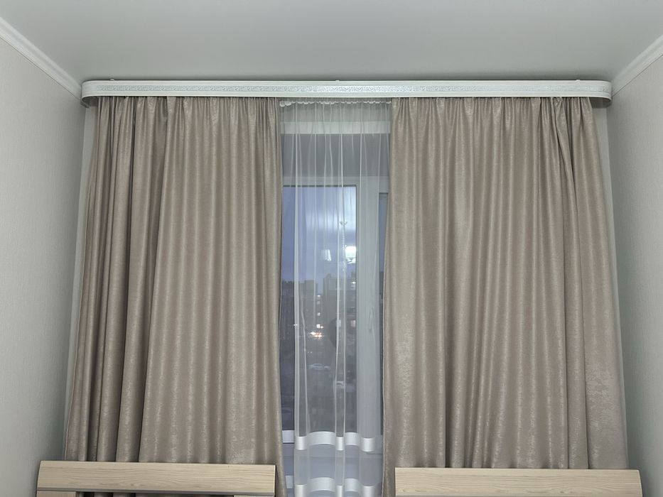 Продам шторы с тюлью