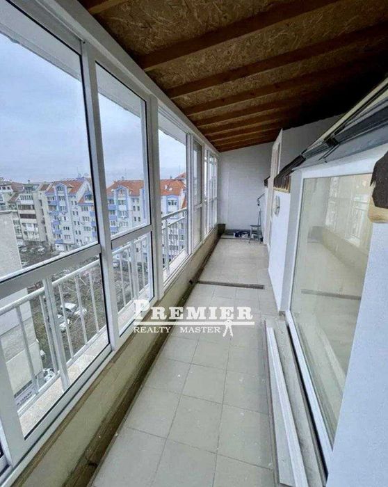 Дава се под наем Двустаен апартамент в Бургас, Лазур - 70 кв.м за 149121.96 € - Снимка #10