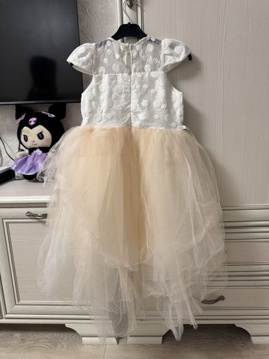 продам платье детское