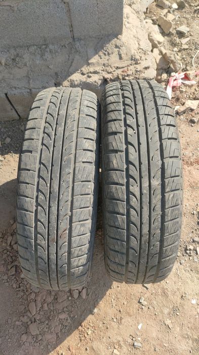 Продам 2 шины в хорошем состоянии