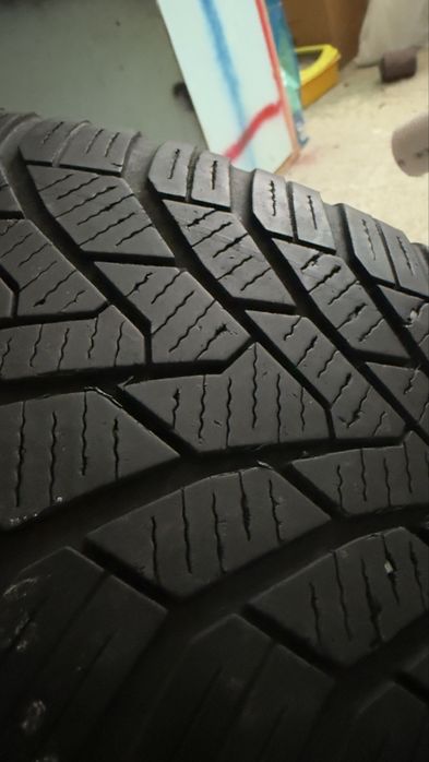 Set roti iarna Continental 195/65 R15 + Jante tabla (5x100) cu capace