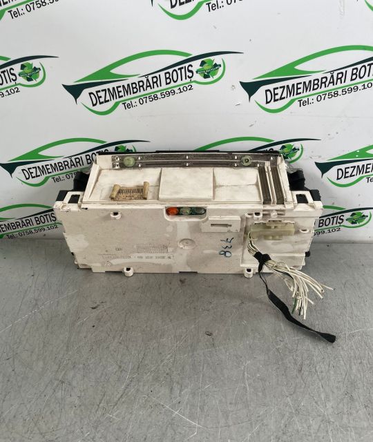 Ceasuri bord 5 3923 259 00 Volkswagen VW Golf a 3-a generatie