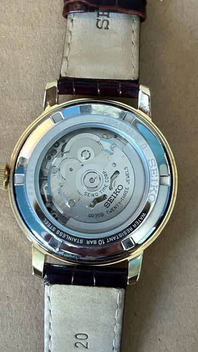 Seiko Automatic SRPH92K1 / 4R35 Automatic – gold tone – stare foarte bună
