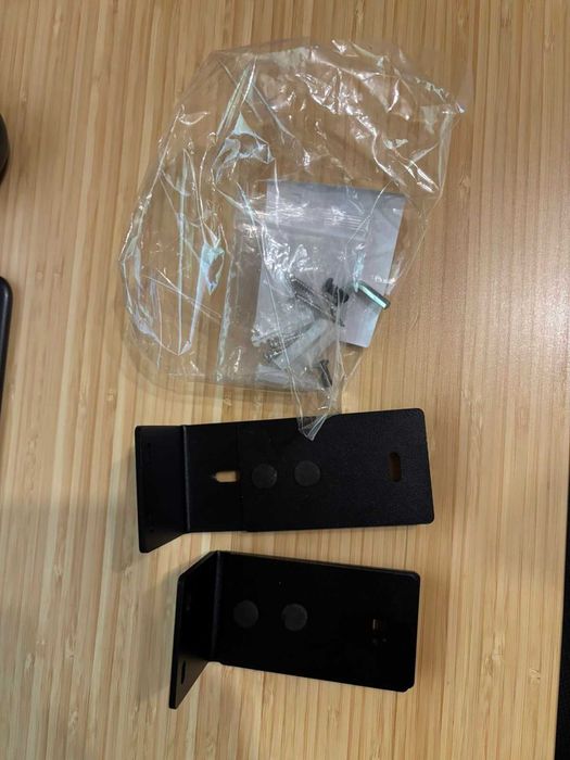 Универсални планки за монтиране на саундбар и друга аудио техника