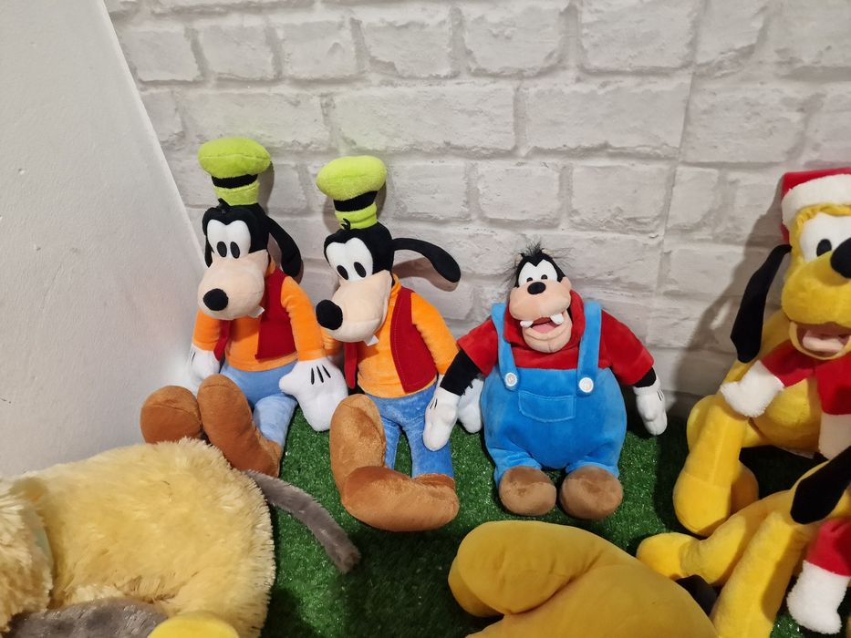 Гуфи и Плуто играчки