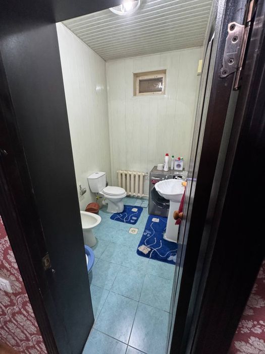 Продаётся Алгоритм Кизил Шарк 1 этаж, 2 ком переделан на 3 ком, 126 кв