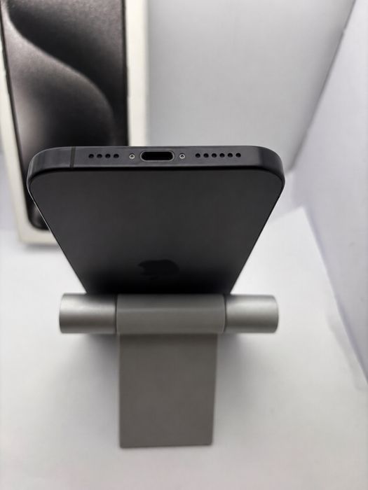 iPhone 15 Pro Max | Black Titanium | 256 GB | 80% | Перфектен