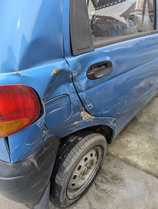 Matiz 2004 ușor avariat