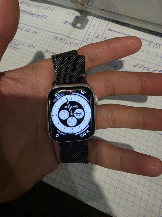Продаю Apple Watch