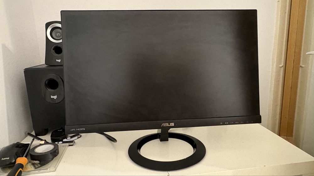 Monitor si cablu de alimentare original Asus