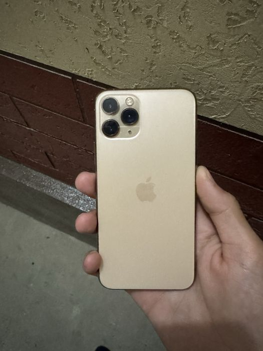 iPhone 11 pro gold
