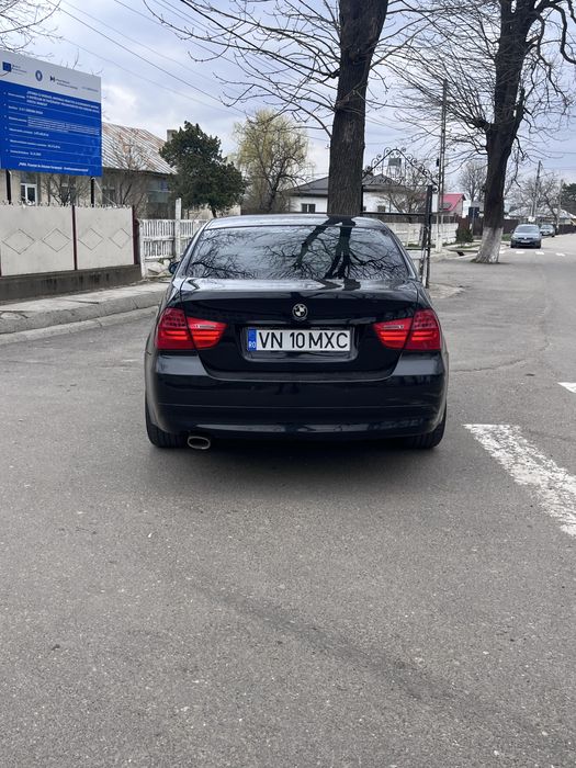 BMW E90 320 d.