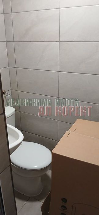 Дава се под наем Магазин в Варна, Колхозен пазар - 27 кв.м за 280.5 € - Снимка #4