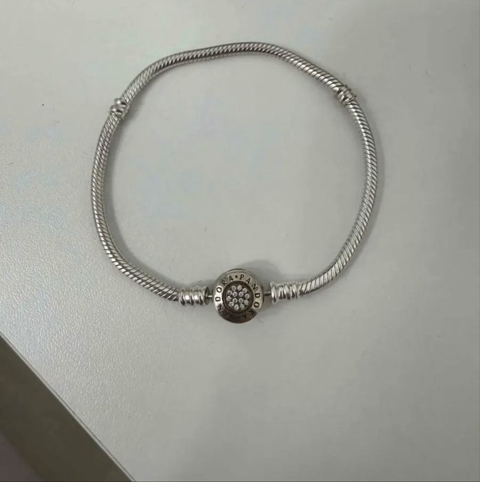 Браслет Pandora с шармами