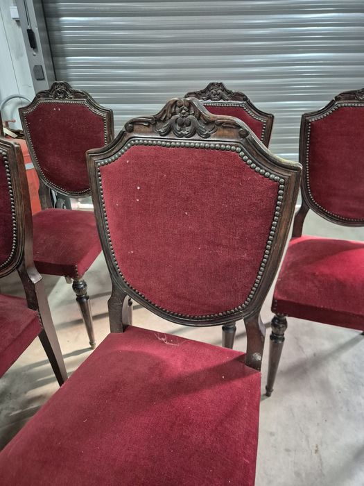 Дървено столове с дърворезба,за реставрация