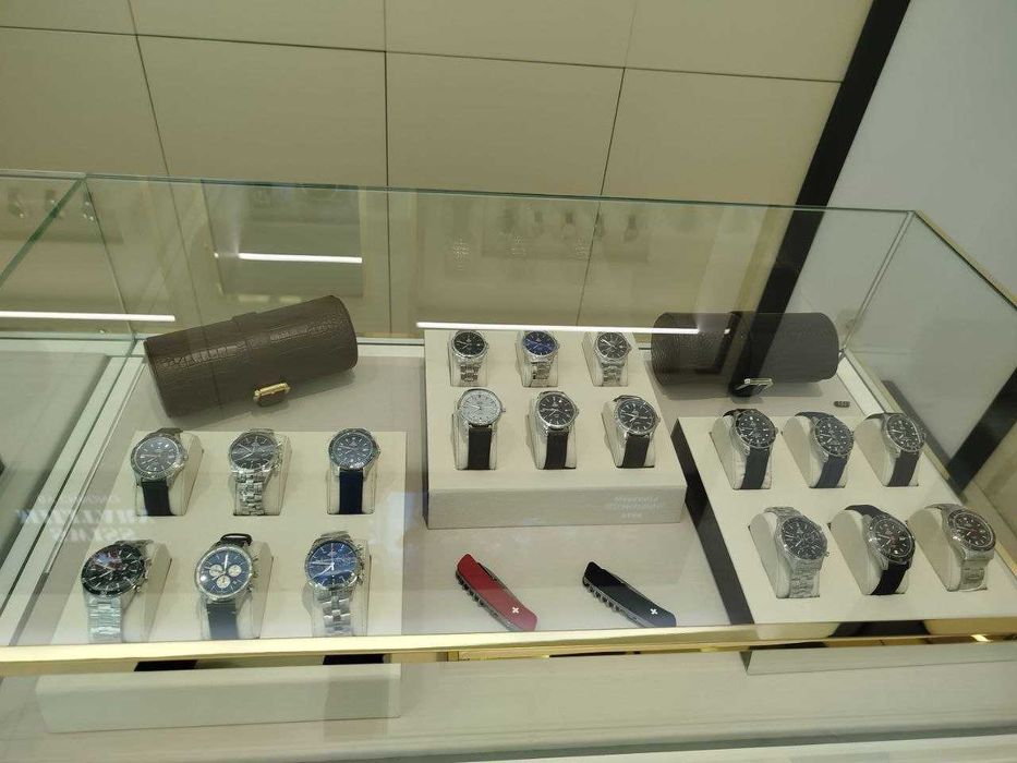 Швейцарские часы Armand Nicolet, Cover, Delbana, Swiss Military и др.