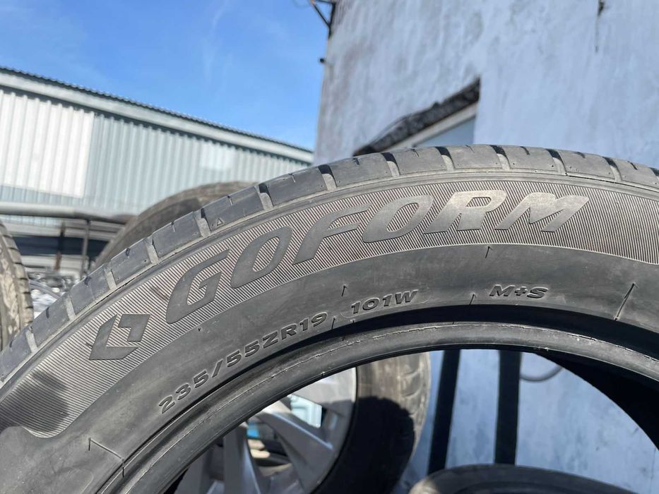 Комплект летних шин б/у, Goform 235/55 R19.