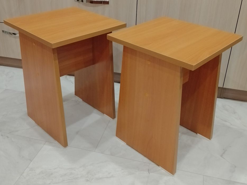 Продам табуретки новые.