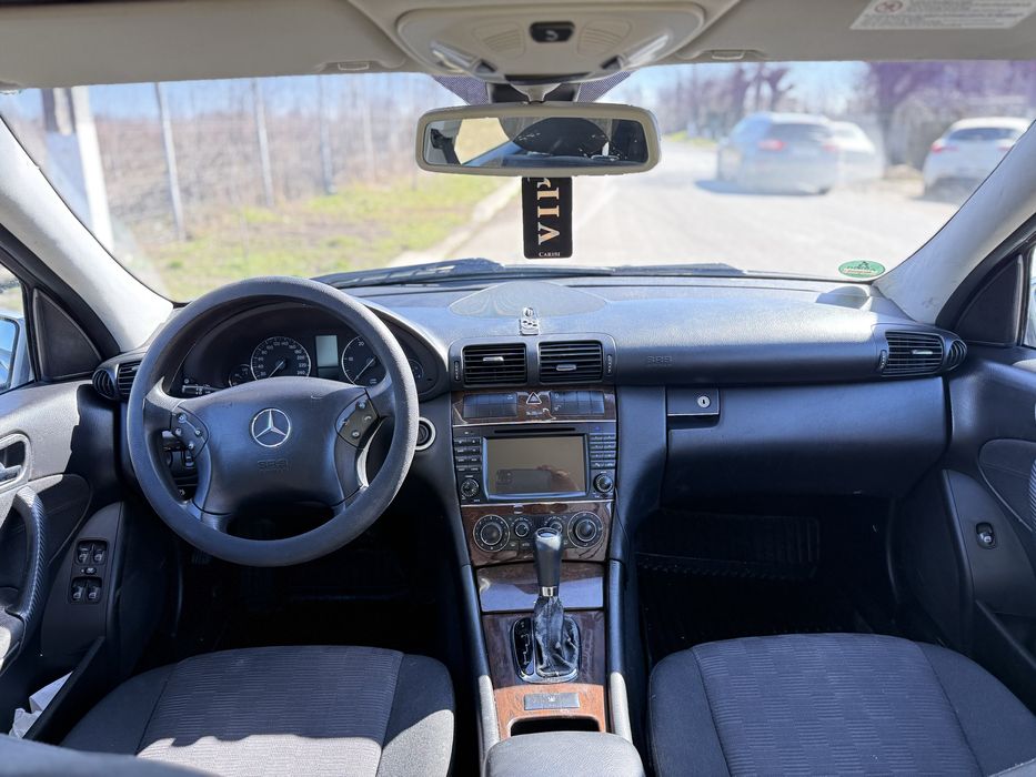 Vand mercedes c220 impecabil!!!