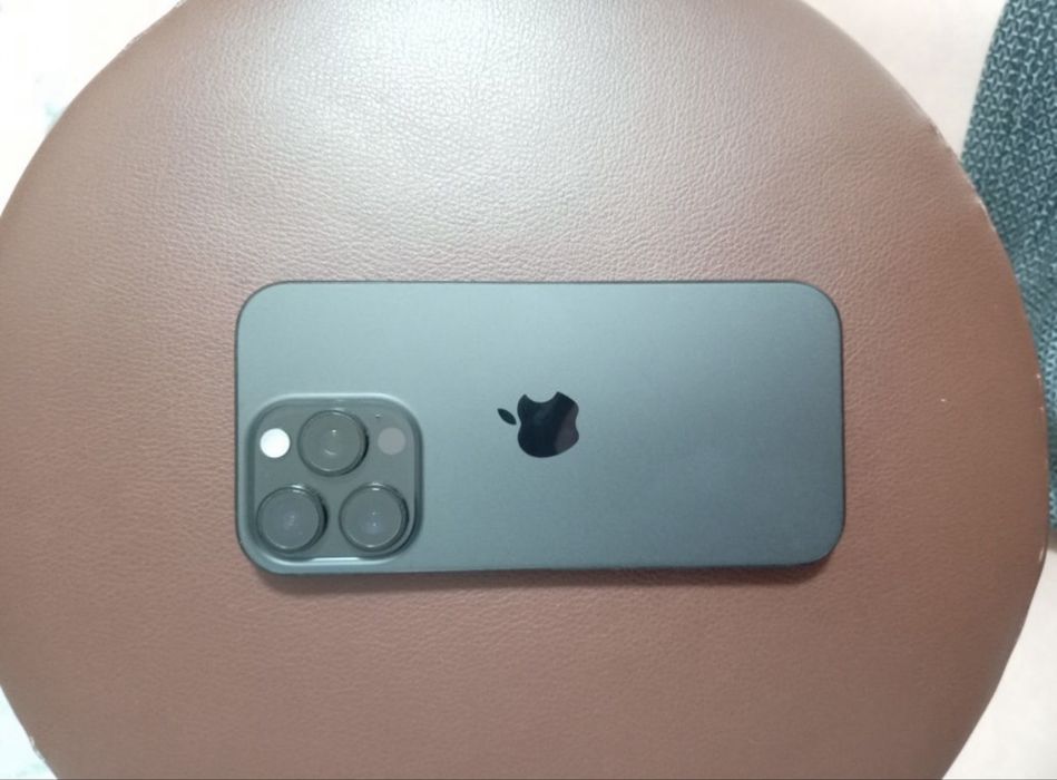 16 про ,ешқандай ремонт болмаған,бәрі оригинал,камера идеал,жаңаға жақ