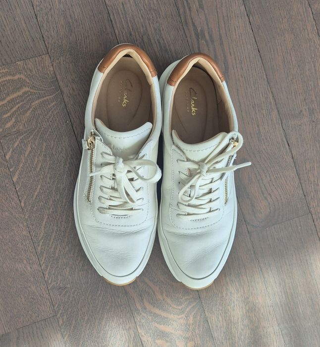 Сникърси Clarks Tivoli Zip