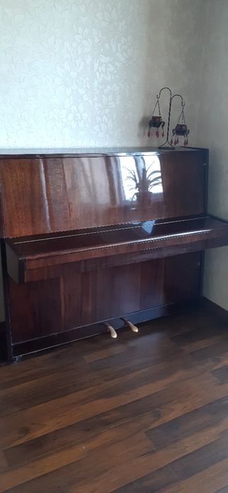 Продам фортепиано
