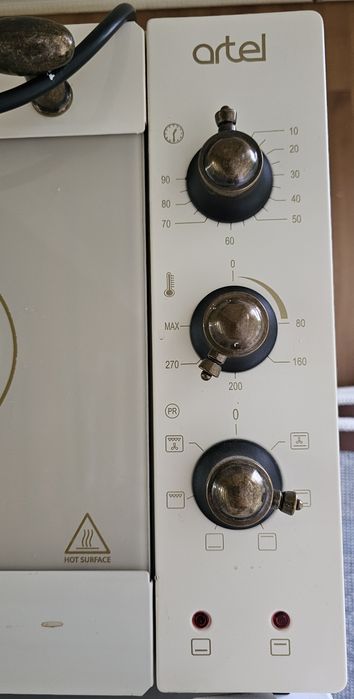 Продам духовую печь