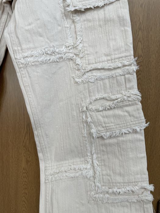 Накъсани дънки Bershka