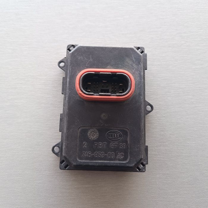 Модул за завиващи фарове 7L6941329B Оригинален