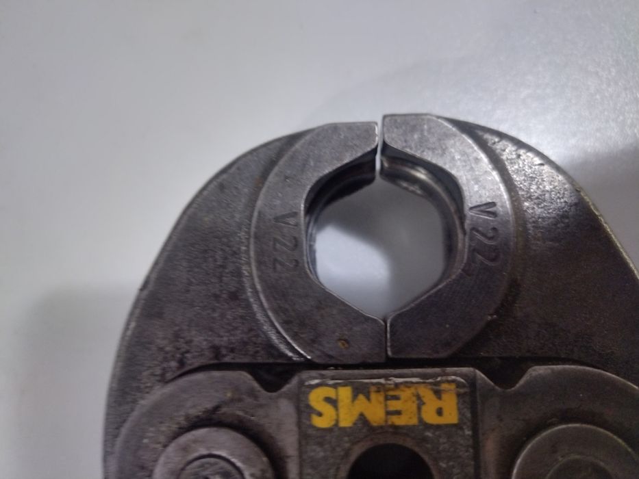 Пресоващи челюсти REMS V22 / ROLLER V28
REMS V22 Цена 130лв
Пресоващи