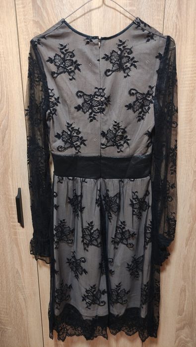 Нова рокля дантела