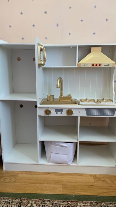 Детская кухня деревяная