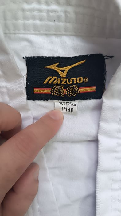 Продам кимано рост 140 на 8-9-10 лет