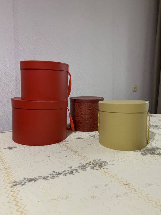 Подарочные коробки