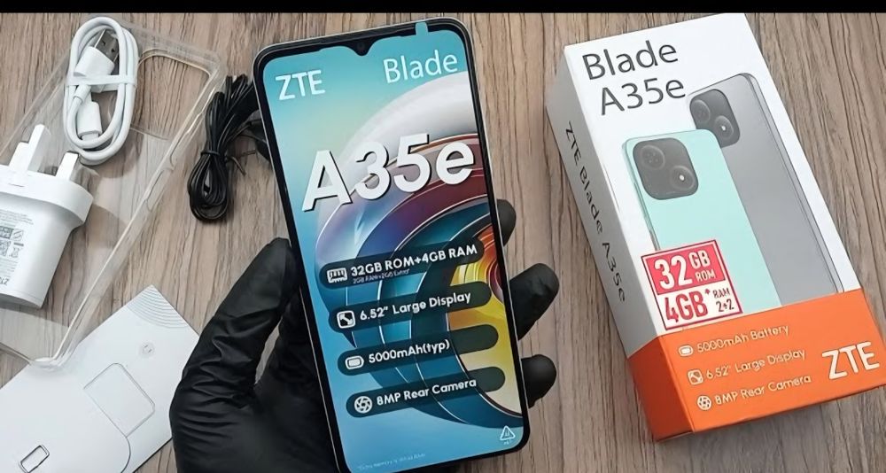 Бюджетный вариант универсального  ZTE BLADE A35