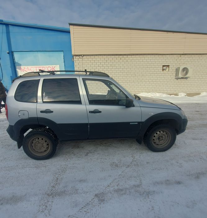 Продам Шевроле нива 2013 года