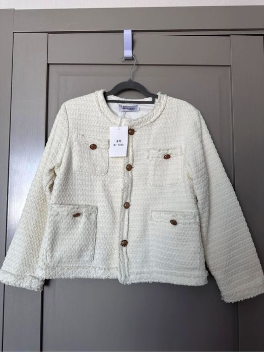 Пиджак, юбка, шорты