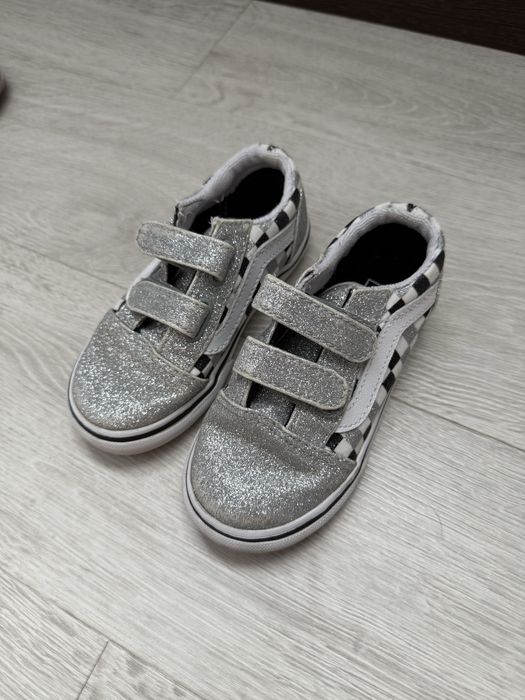 Детская обувь на разные сезоны